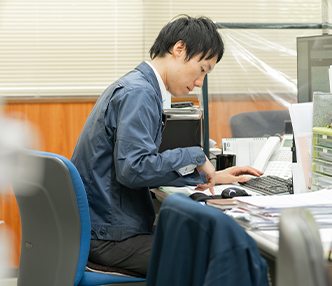社員の写真２